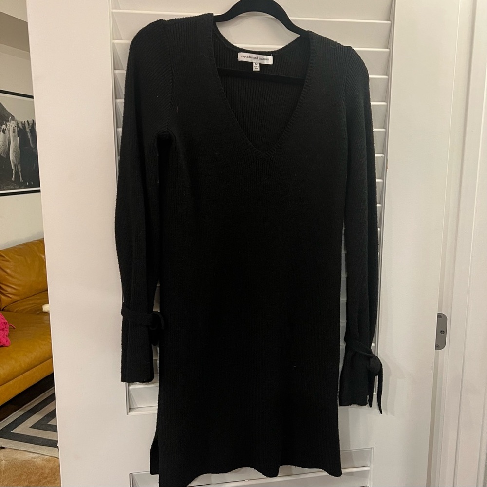 Cupcakes and Cashmere black tunic dress